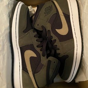 Olive Green Air Jodrdan 1 Mid Top